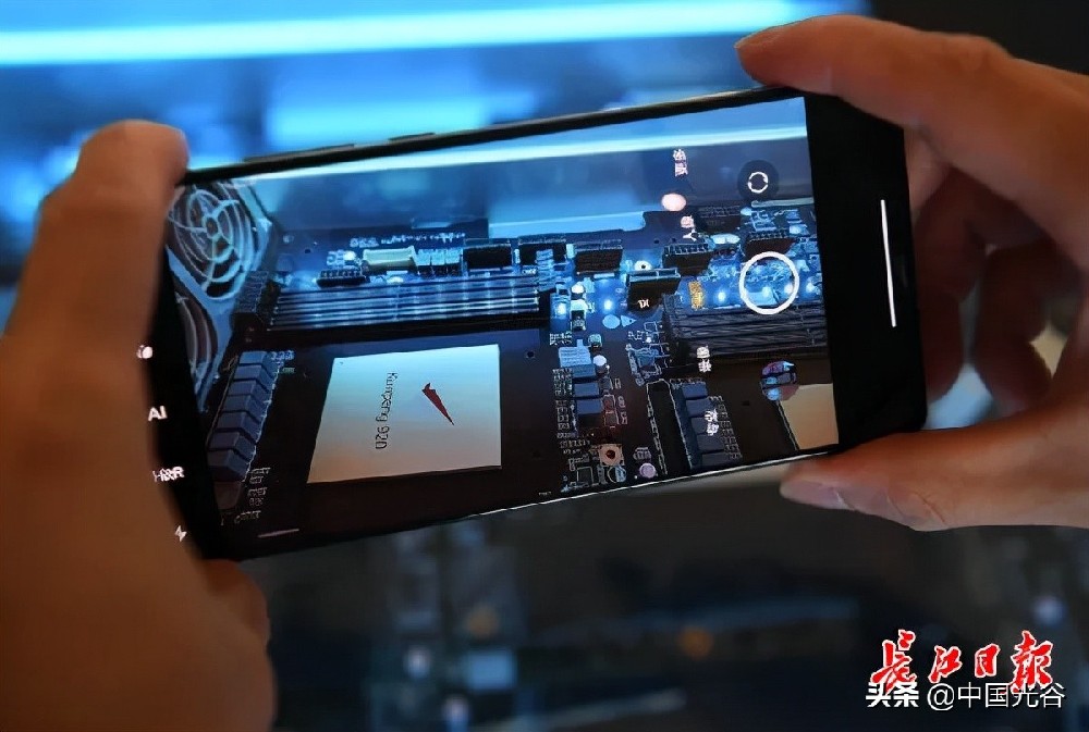 實際算力需求超過200P，武漢人工智算中心建設(shè)運營速度全國領(lǐng)先