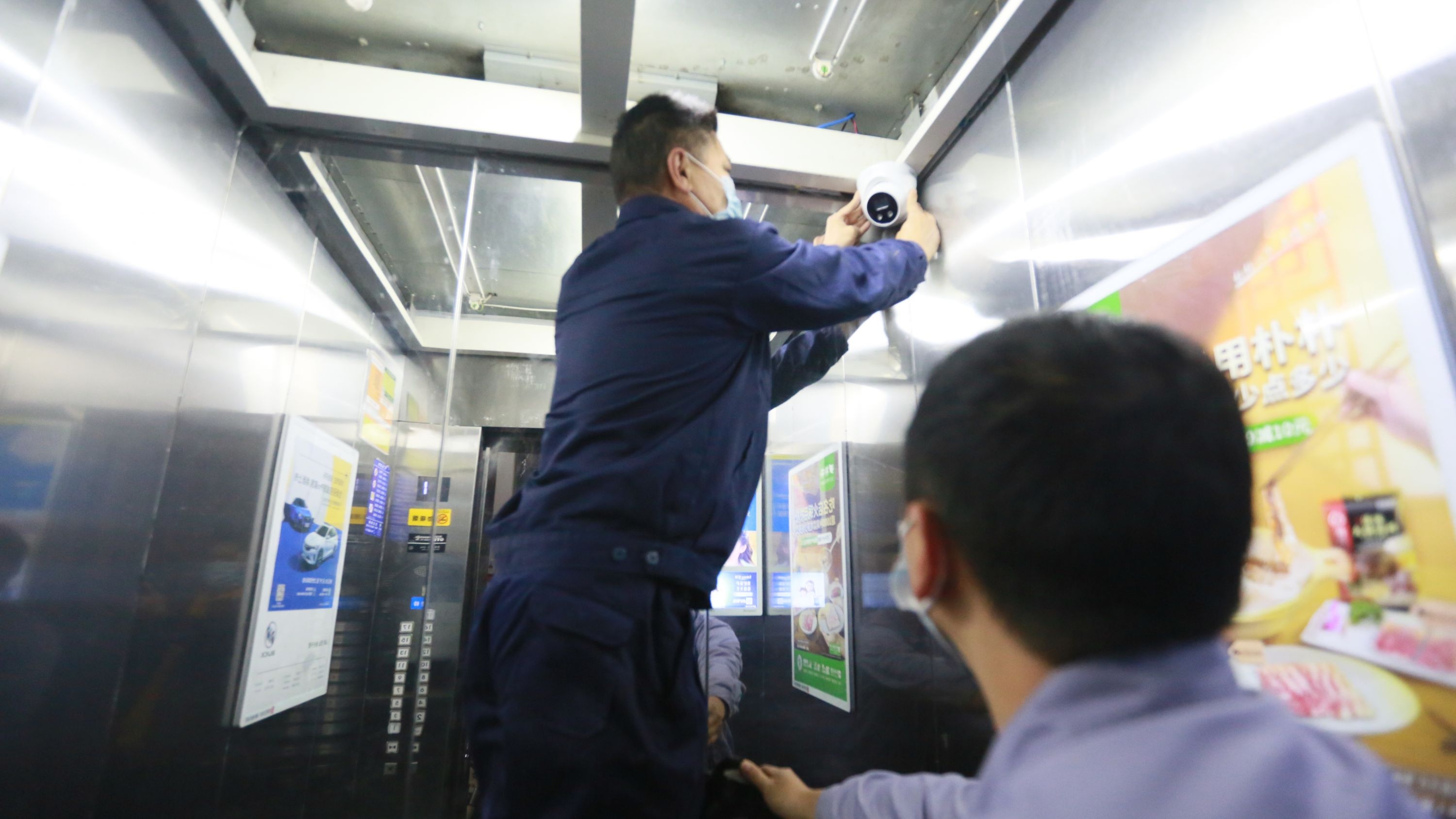 “看見”電動(dòng)車就“報(bào)警”，武漢又一小區(qū)電梯配備智能“天眼”